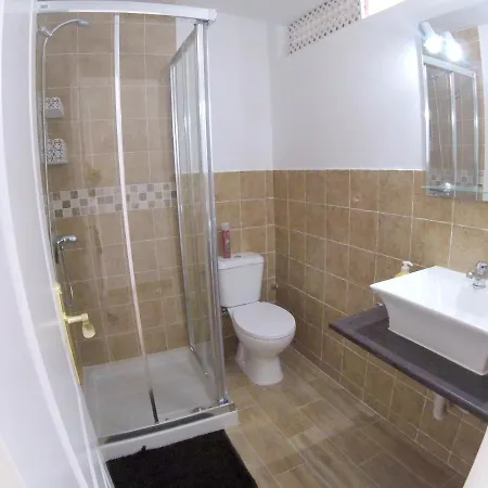 2 Bedrooms At Arona 500 M Away From The Beach With Shared Pool And Wifi * Costa Del Silencio