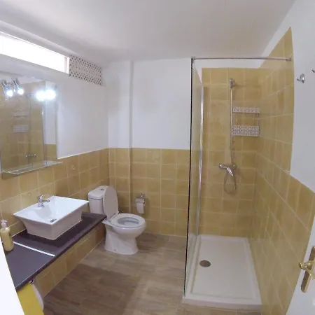 2 Bedrooms At Arona 500 M Away From The Beach With Shared Pool And Wifi